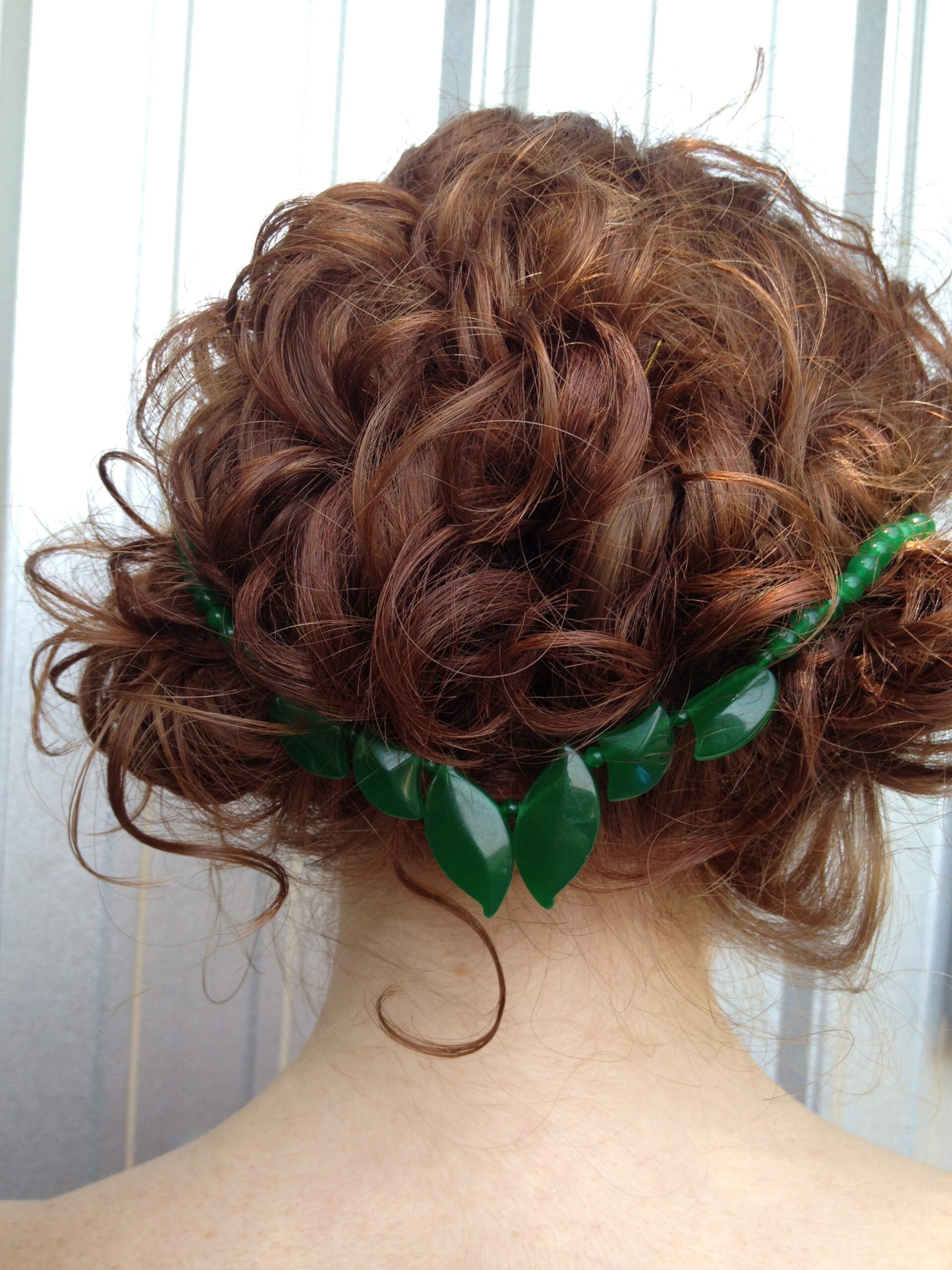 5 minute curly updo- Princess Geneve