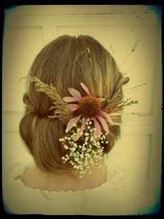 Make a statement with floral hairstyles fit for a DIY bride.